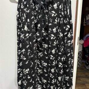 Floral Black and White Women's Shirt